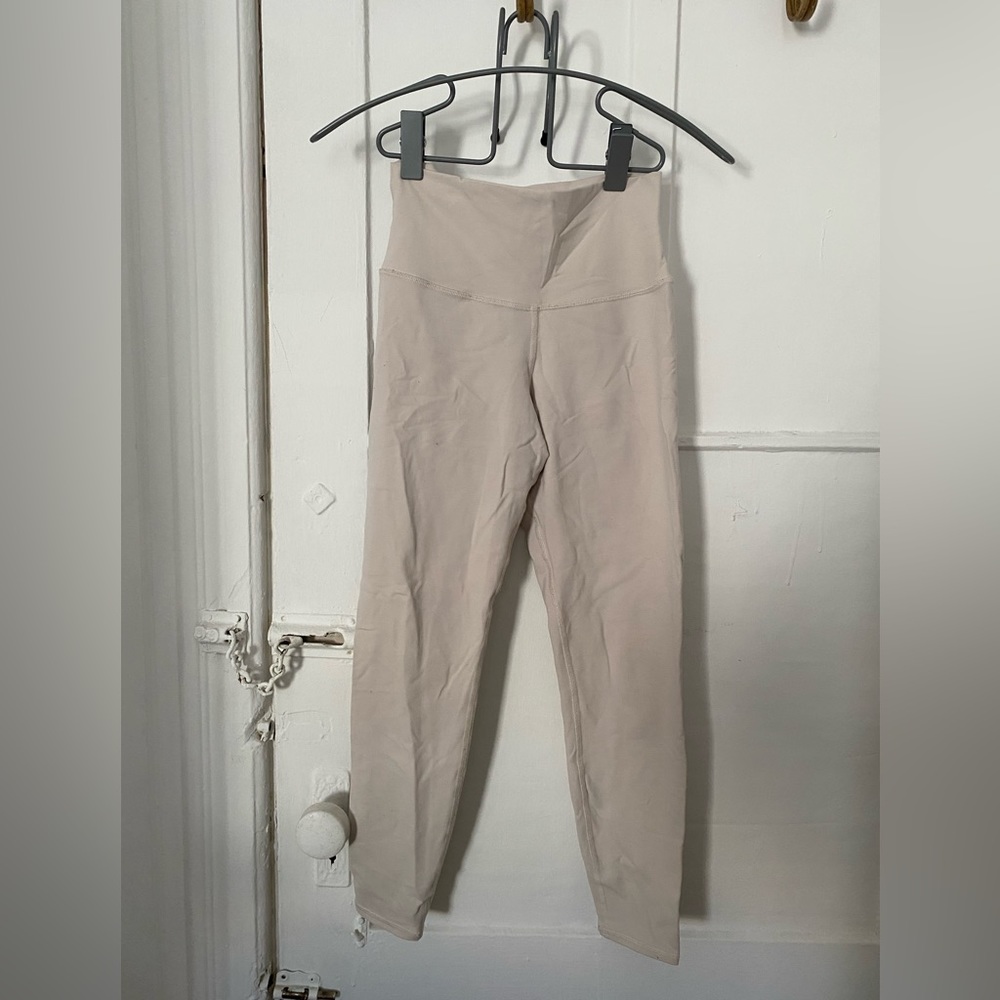 7/8 Airbrush High waist Alo Yoga Legging in Color Oatmeal Heather Size S